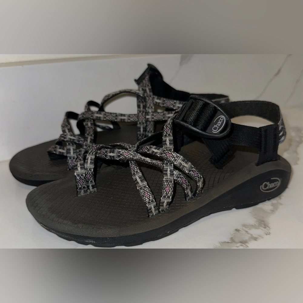 Chaco Womens Size 7 Sandals Z/Cloud X2 Strappy Outdoor Sport Trail Hiking Purple